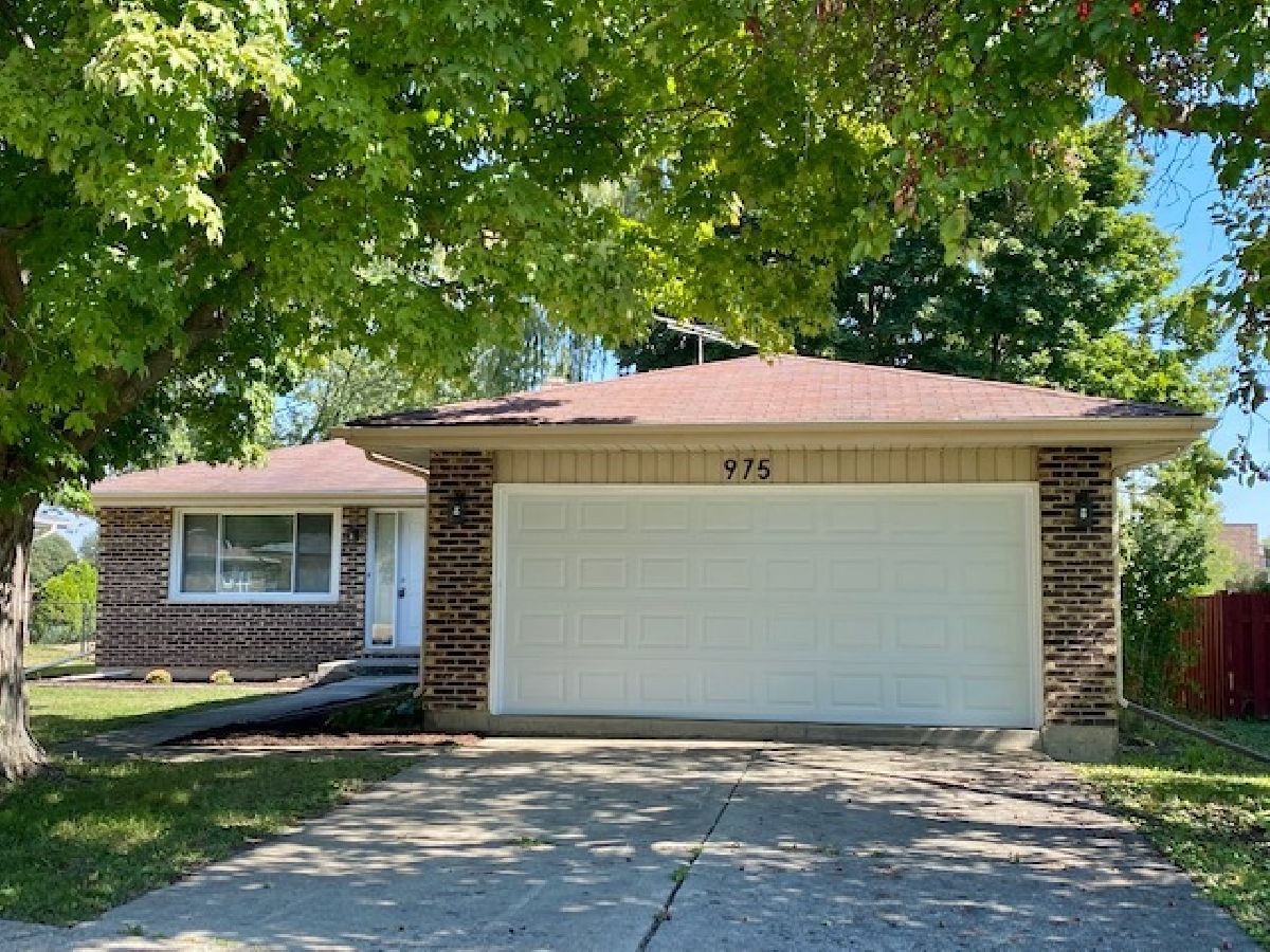  Rented Carol Stream Illinois, 975 Dearborn