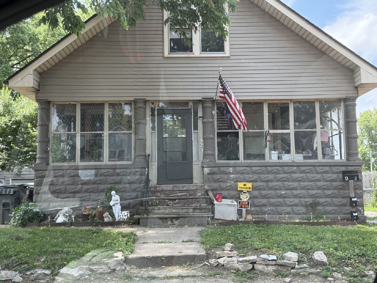  For Sale Pekin Illinois, 325 Capitol Street