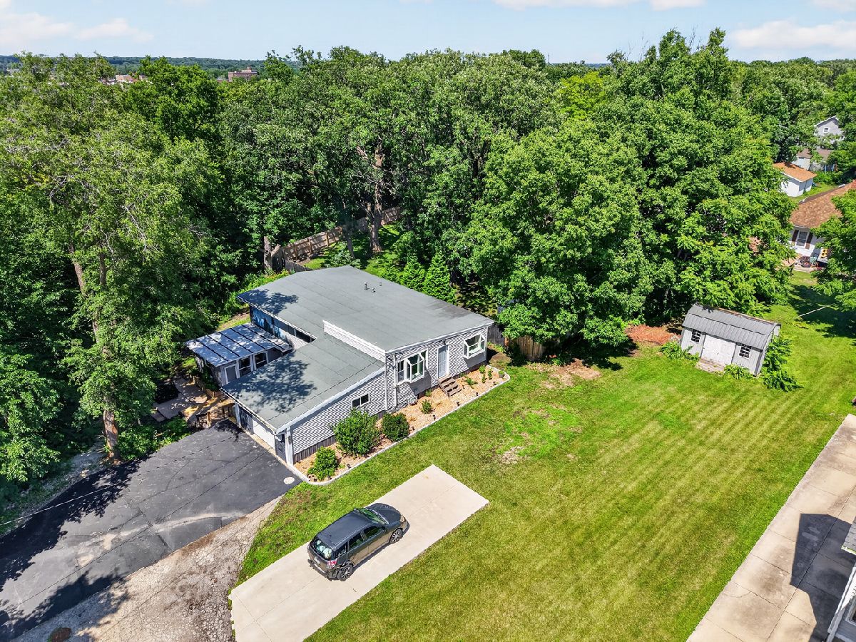  For Sale Ottawa Illinois, 300 Adams Street
