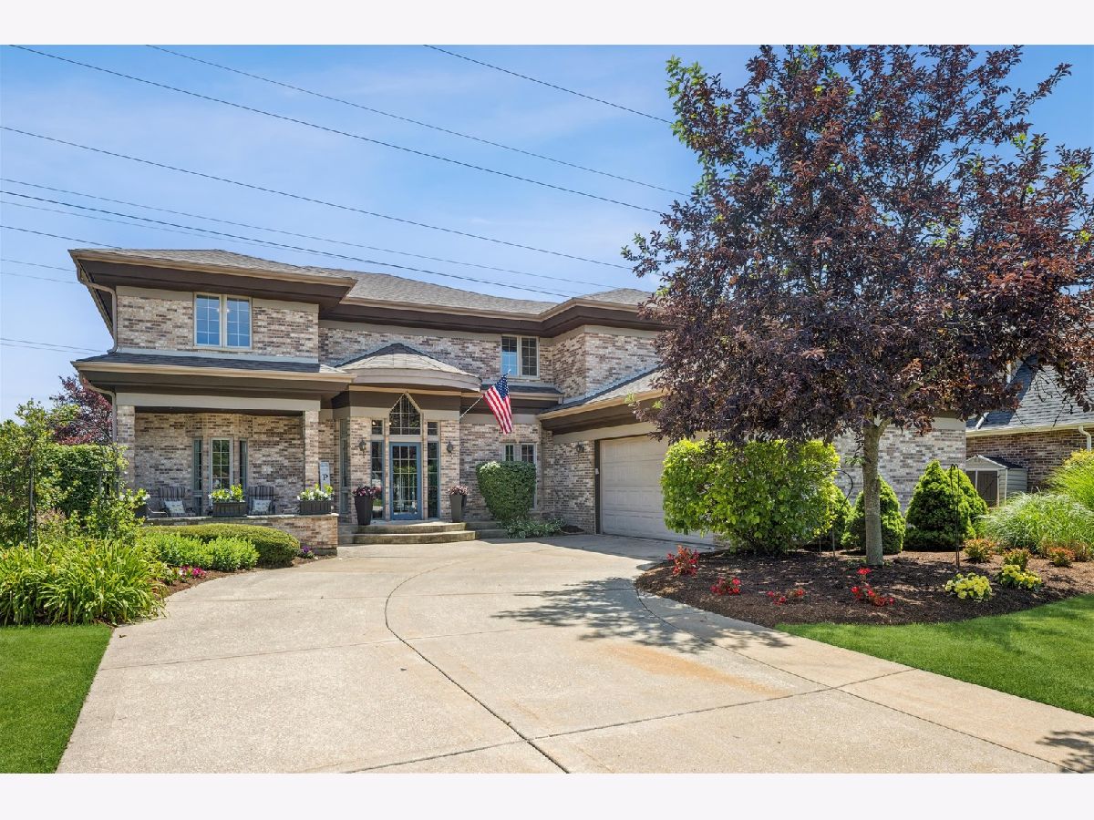  For Sale Willow Springs Illinois, 10741 Chaucer Drive