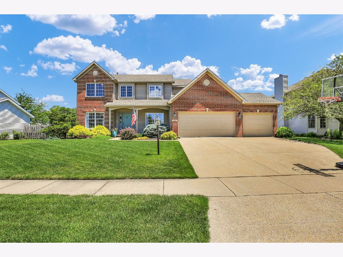 Homes & Condos & Townhomes For Sale Ironwood Champaign Illinois, 2106 Crossgate Court