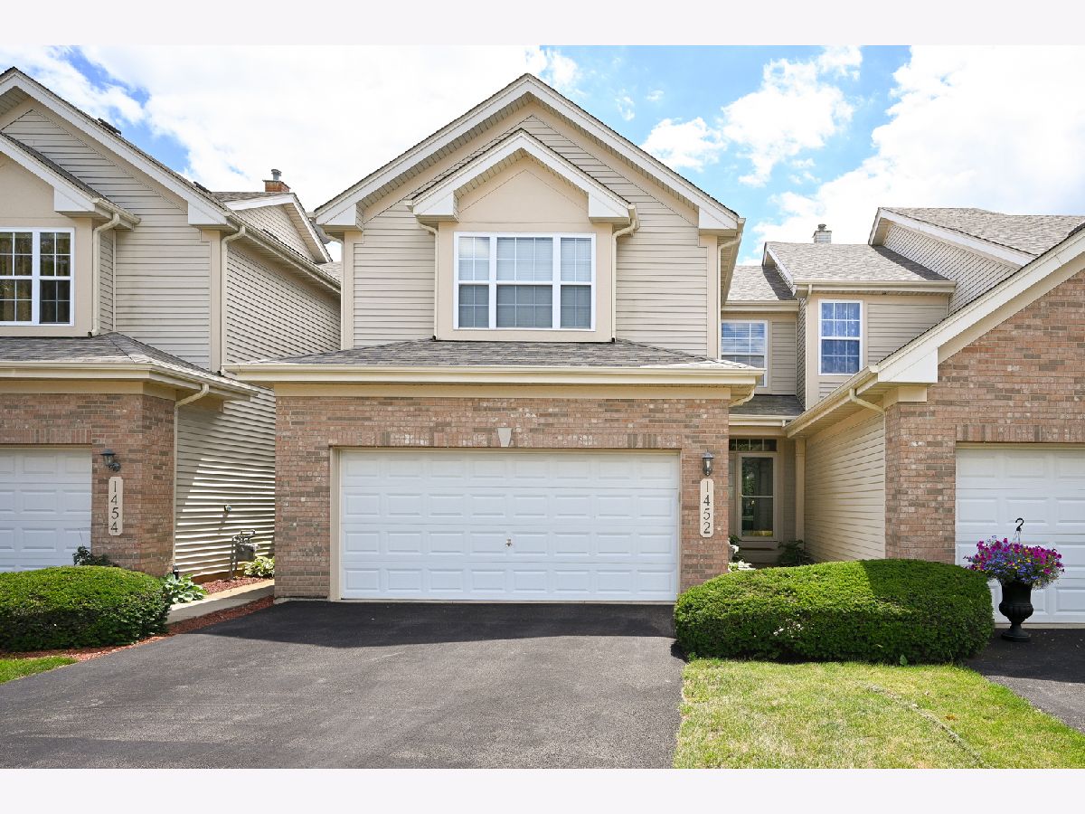 Townhomes For Sale Brentwood Bartlett Illinois, 1452 Quincy Bridge Court