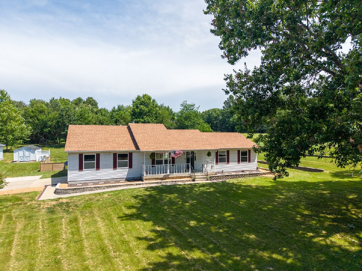  For Sale Mt Vernon Illinois, 12084 Hutchison Road