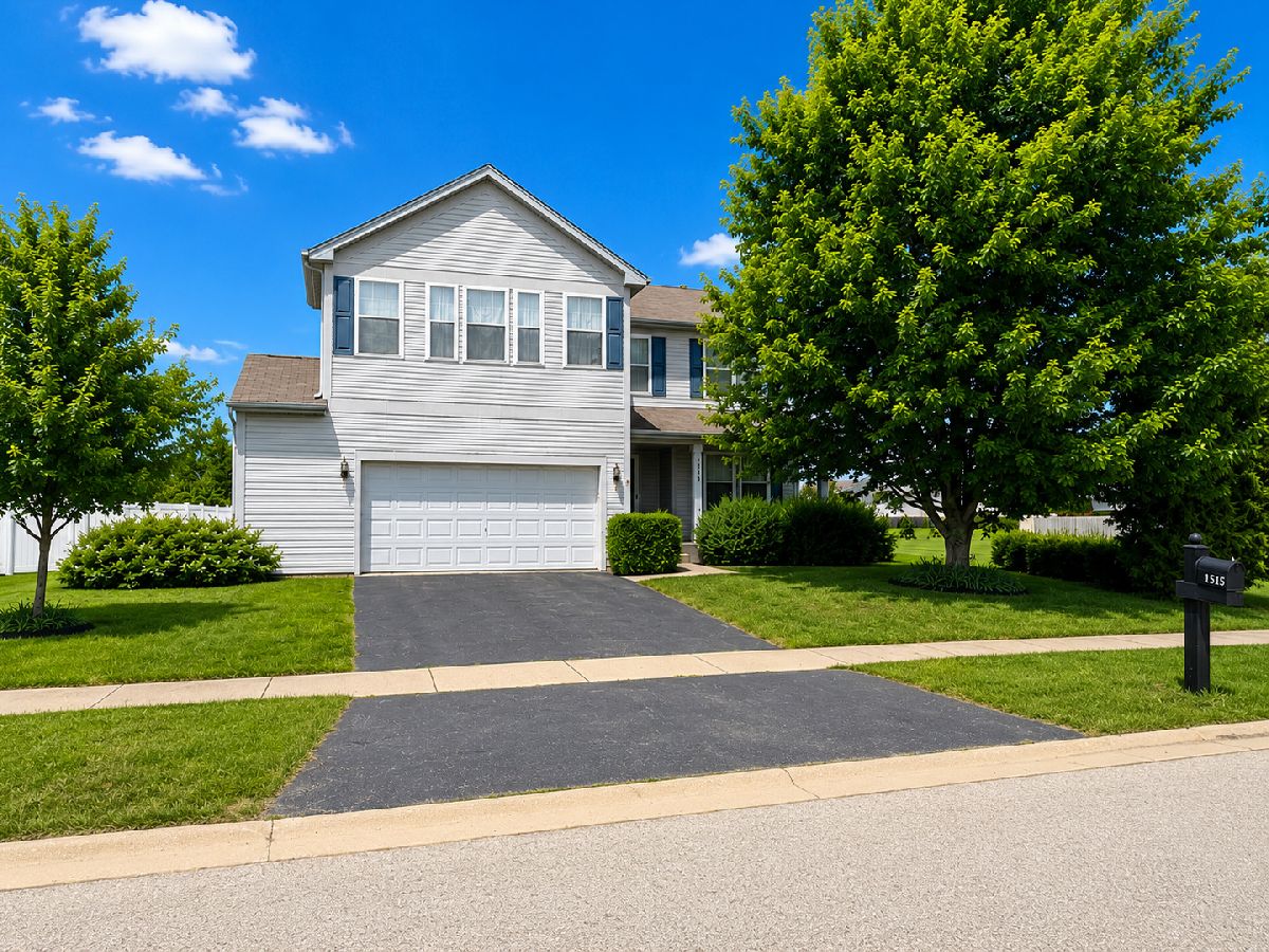 Homes For Sale Eagle Creek Bourbonnais Illinois, 1515 Eagle Bluff Drive