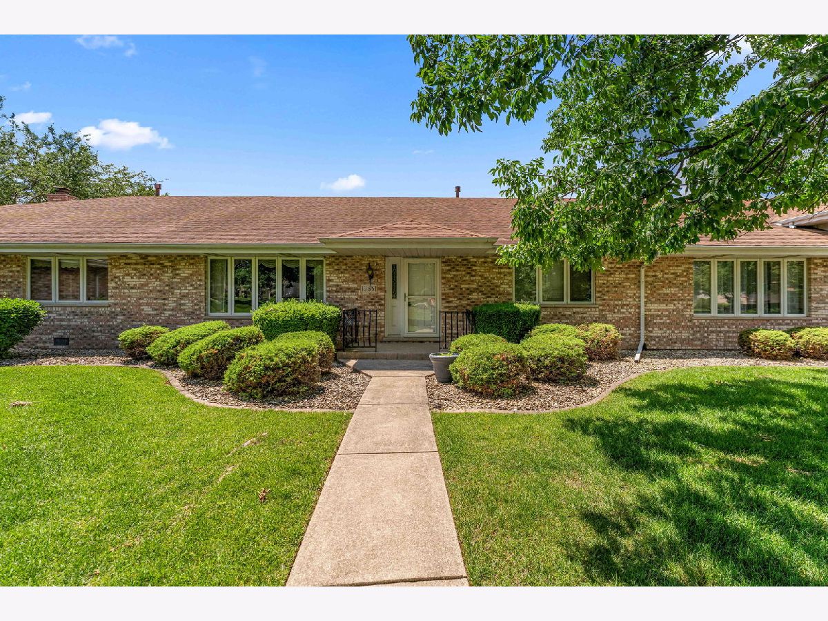  For Sale Orland Park Illinois, 10851 Minnesota Court