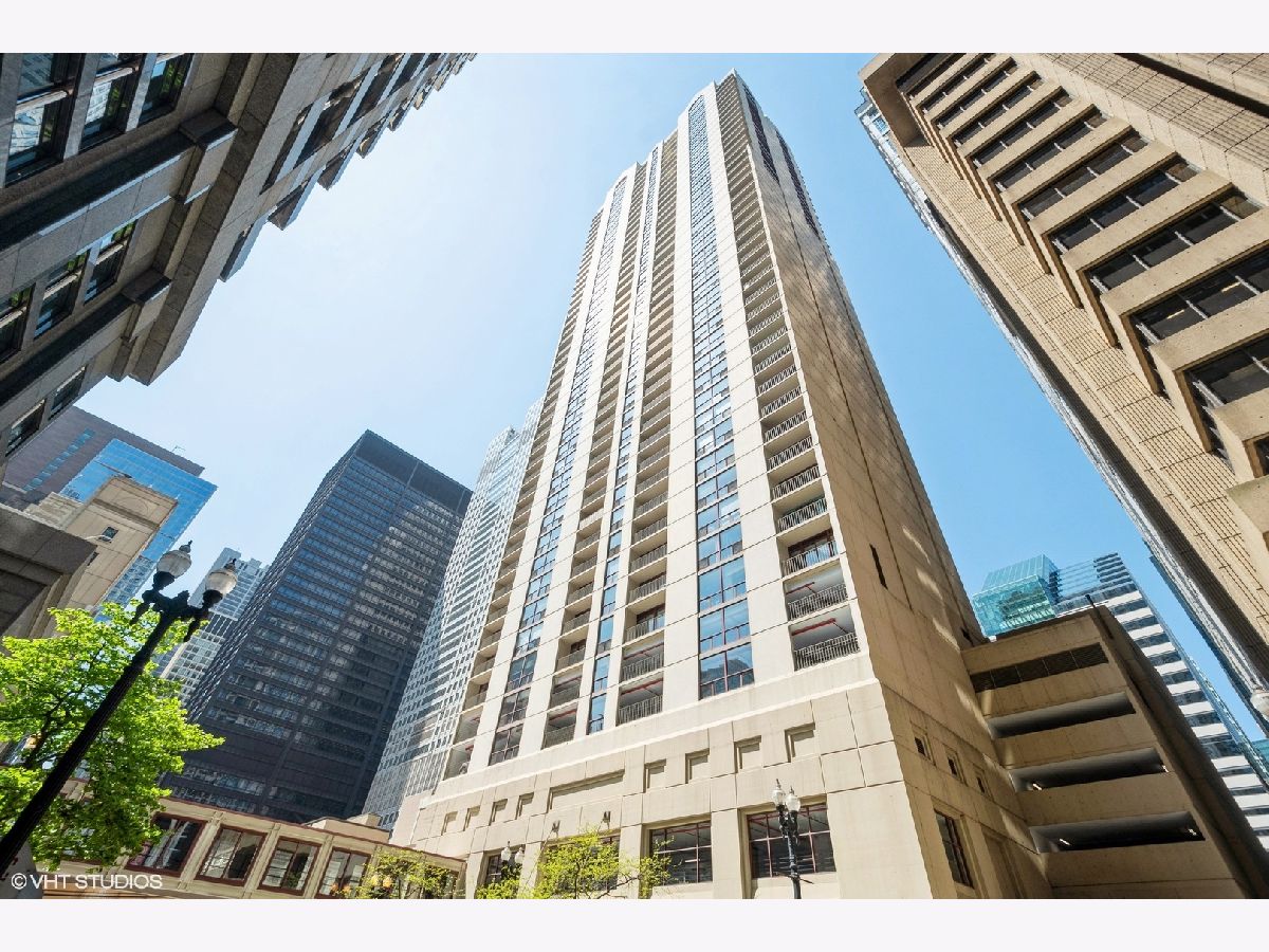  For Rent Chicago Illinois, 200 Dearborn