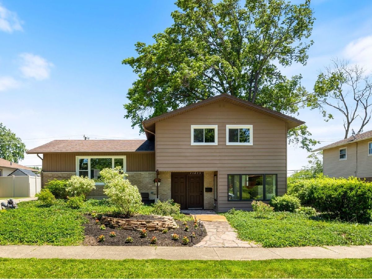  Sold Oak Forest Illinois, 15023 Mission