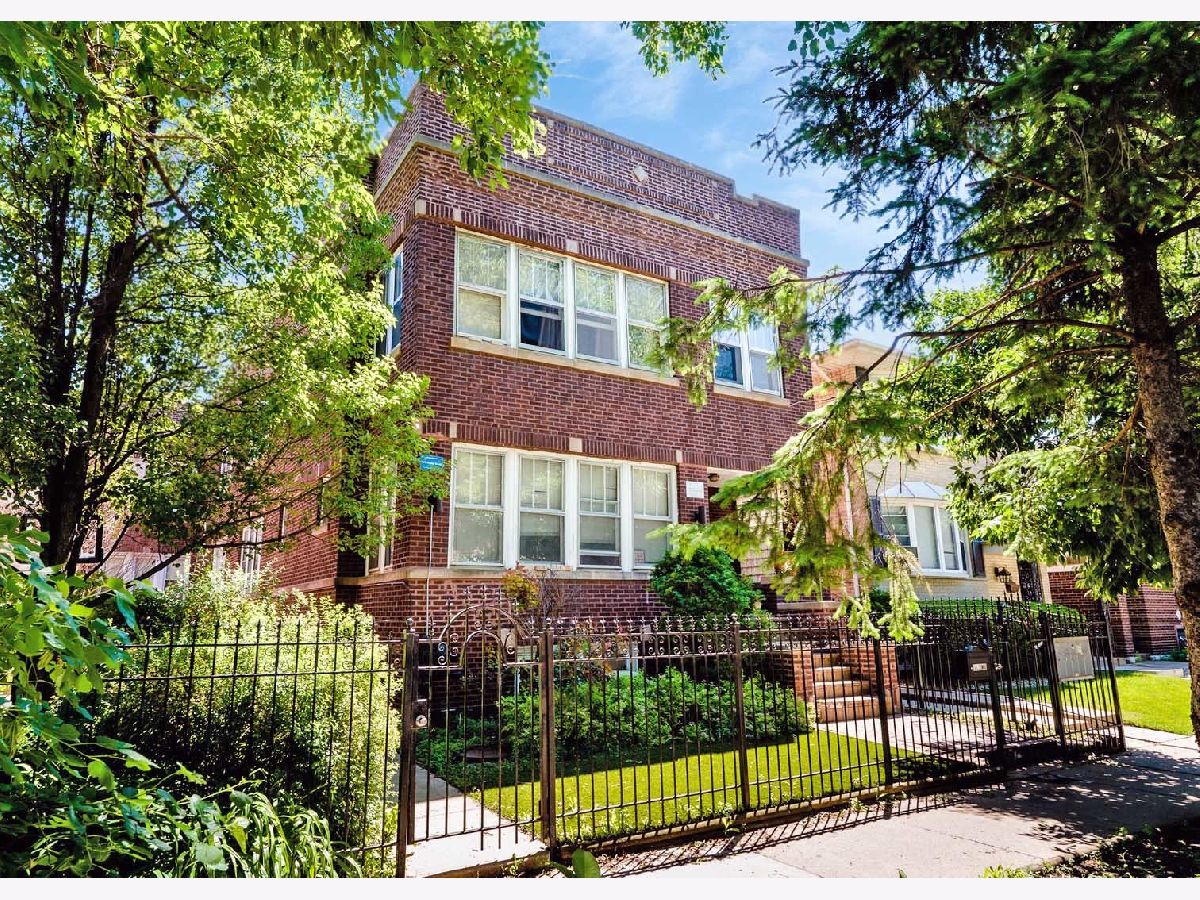  Rented Chicago Illinois, 4821 Cornelia