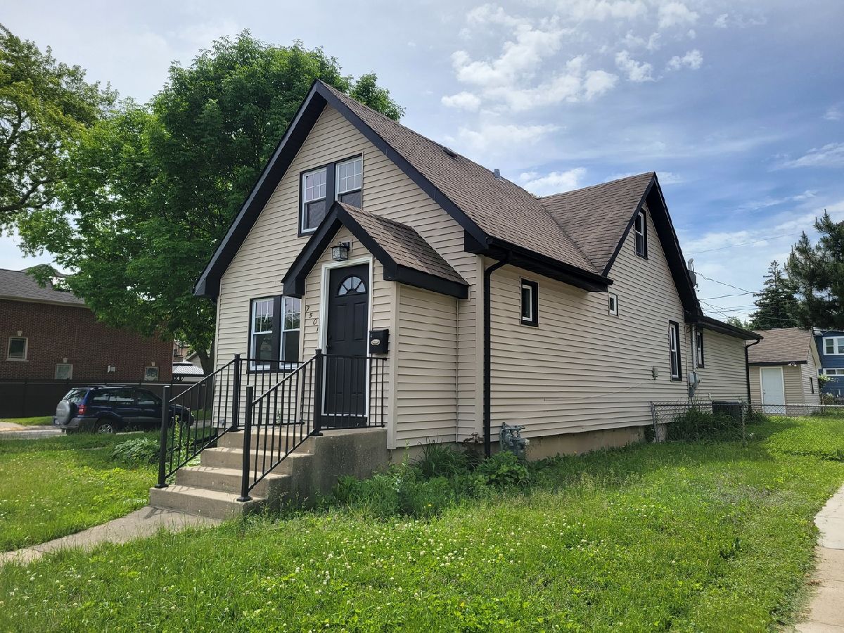  For Rent Harwood Heights Illinois, 7501 Winnemac