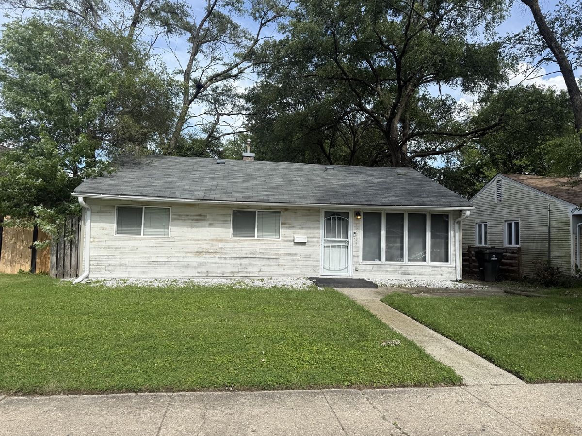  For Sale Dolton Illinois, 15205 Dorchester Avenue