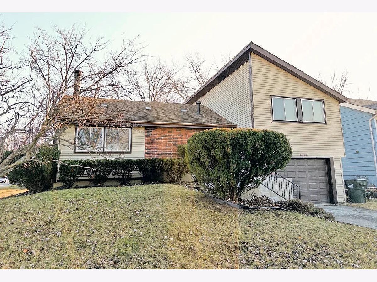  For Sale Hazel Crest Illinois, 3303 Charlemagne Avenue