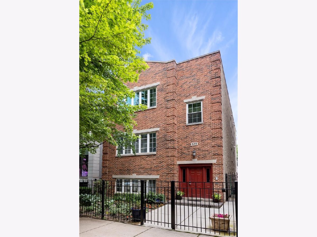 Condos & Townhomes & Homes For Sale Ukrainian Village Chicago Illinois, 525 Claremont Avenue