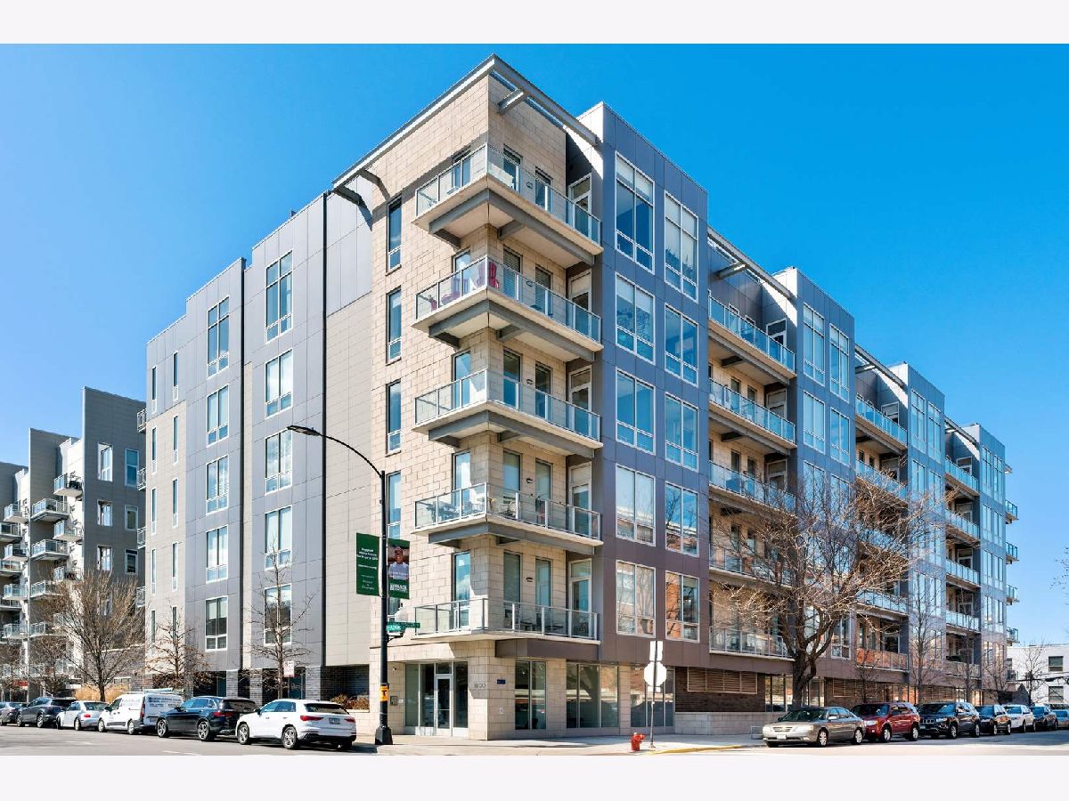  For Sale Chicago Illinois, 128 Aberdeen Street