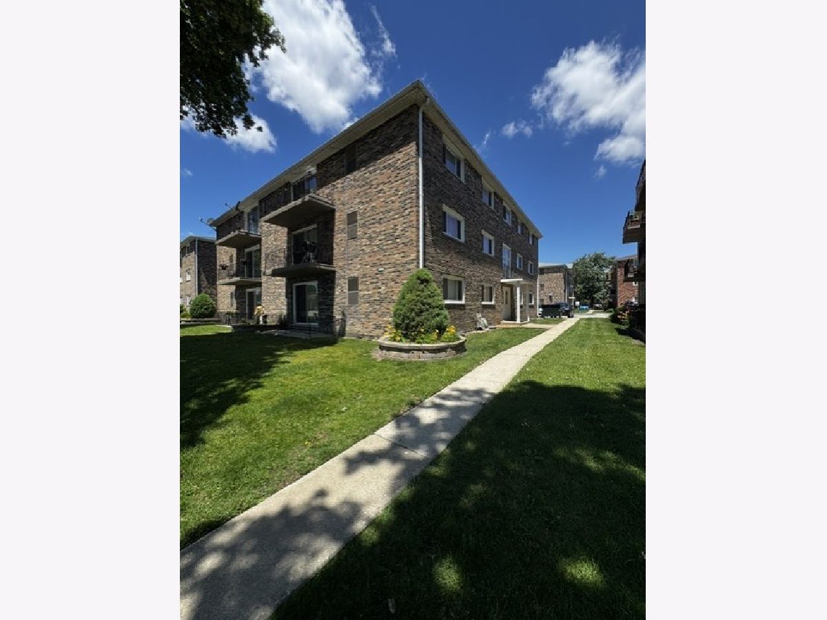  For Sale Burbank Illinois, 5846 77th Street