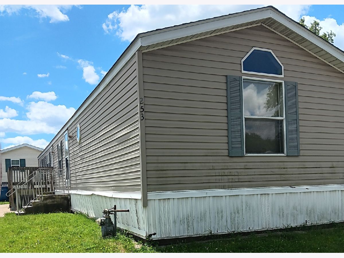  For Sale Sauk Village Illinois, 253 Park Lane