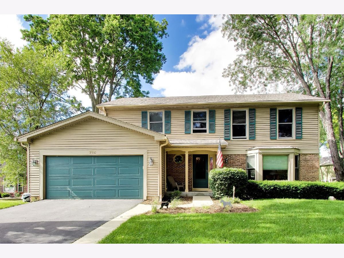  Sold Batavia Illinois, 745 Newberry