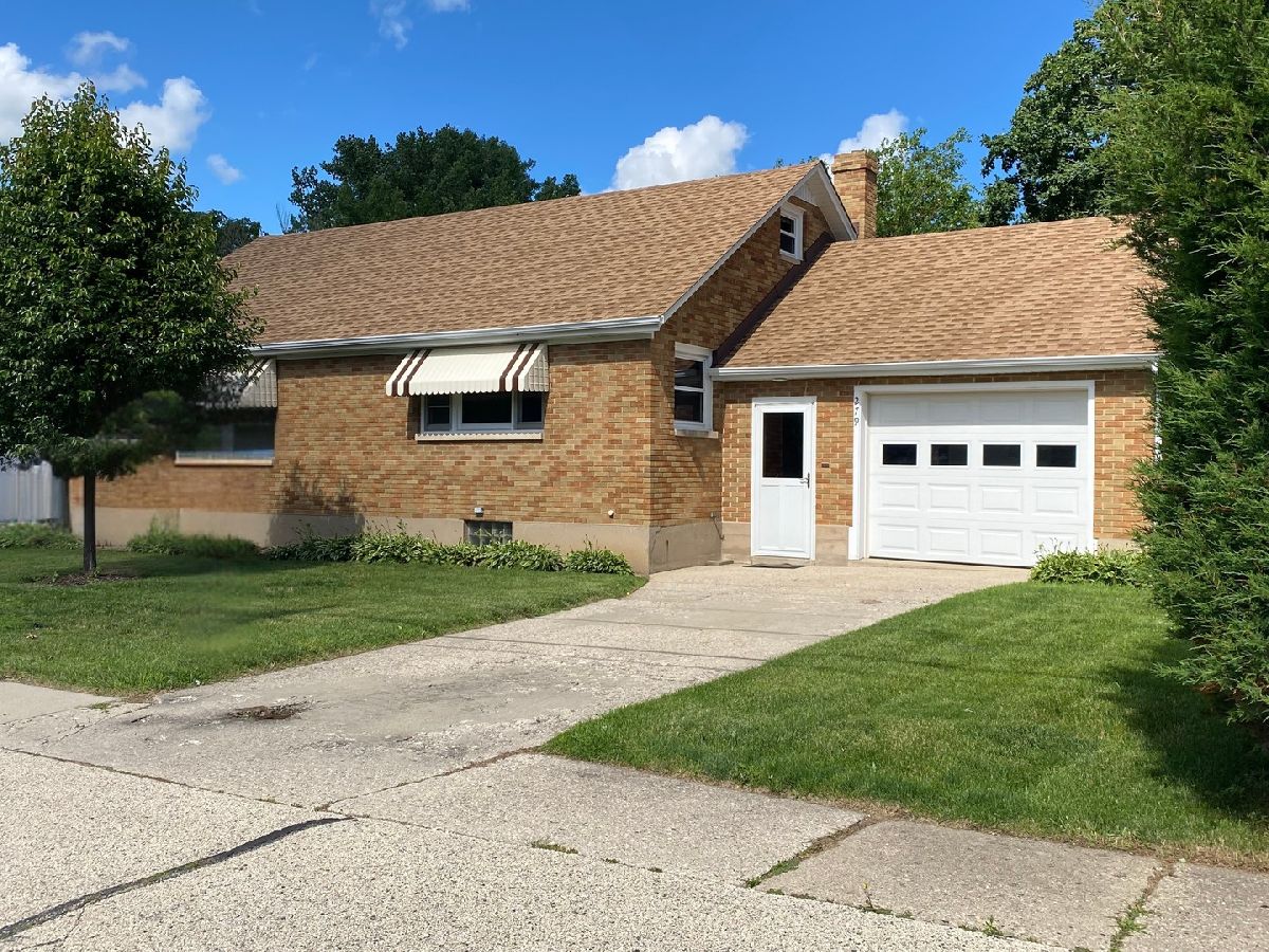  For Sale Hampshire Illinois, 279 State Street