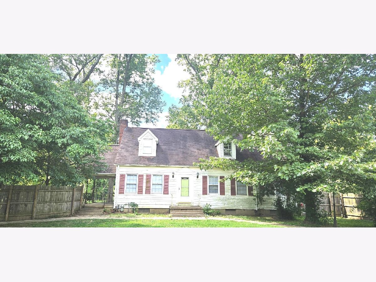  For Sale Carbondale Illinois, 2883 Illinois Avenue