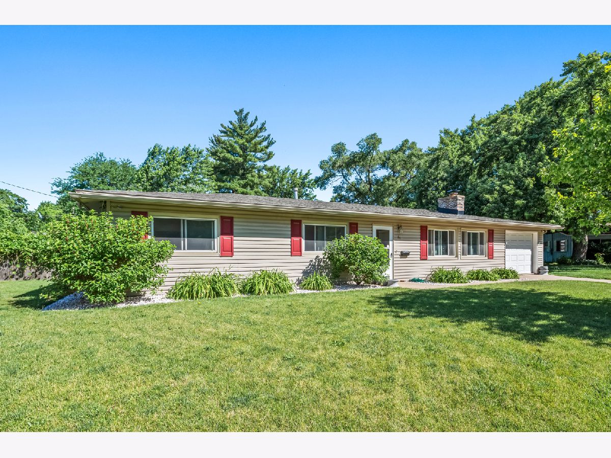  For Sale Montgomery Illinois, 11 Scarsdale Road