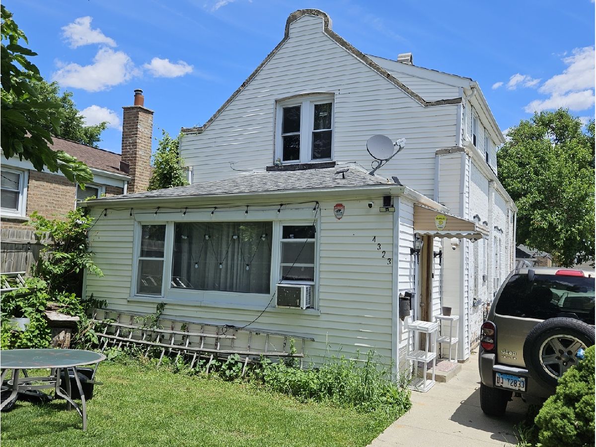  For Sale Chicago Illinois, 4323 Keating Avenue