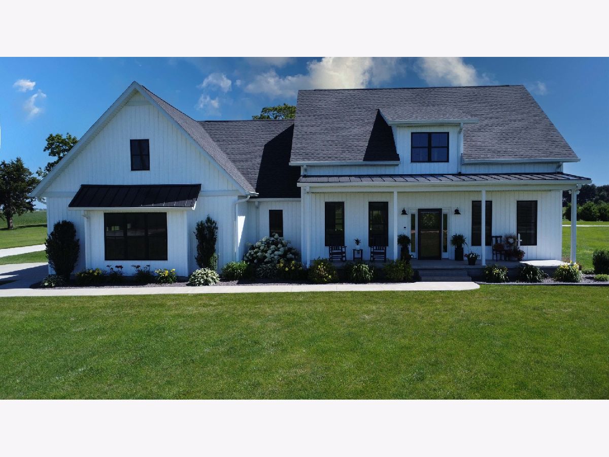  For Sale Watseka Illinois, 1770 1700 North Road
