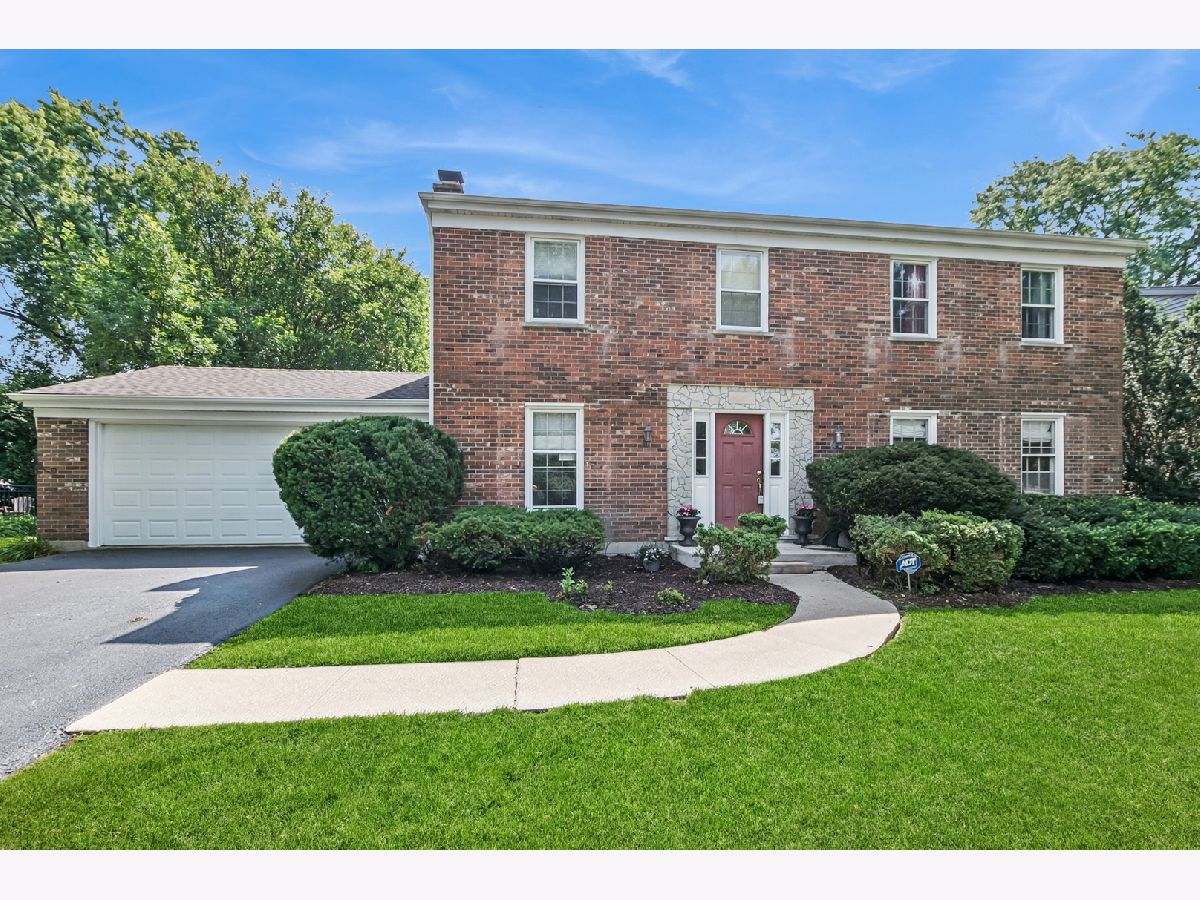  For Sale Downers Grove Illinois, 3933 Cumnor Road