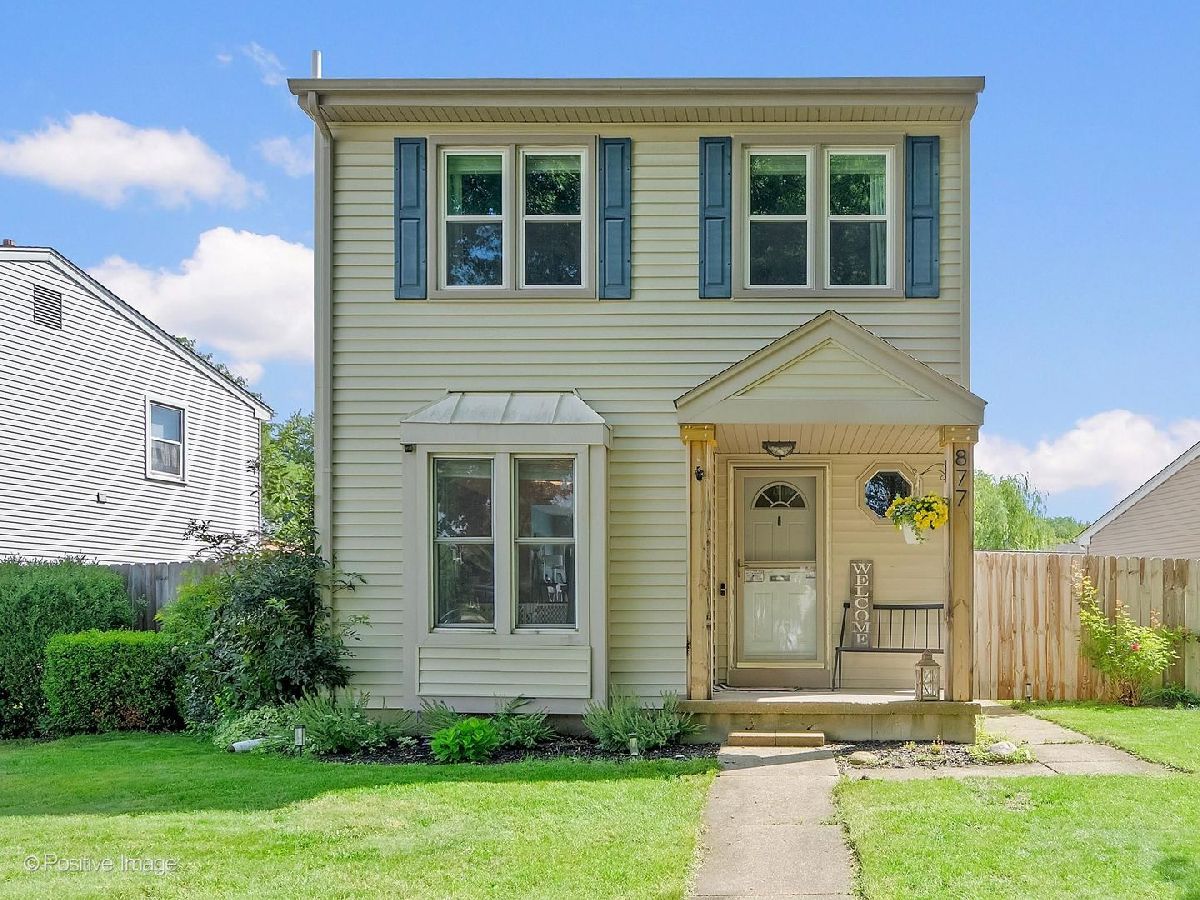  For Sale Geneva Illinois, 877 Manchester Course