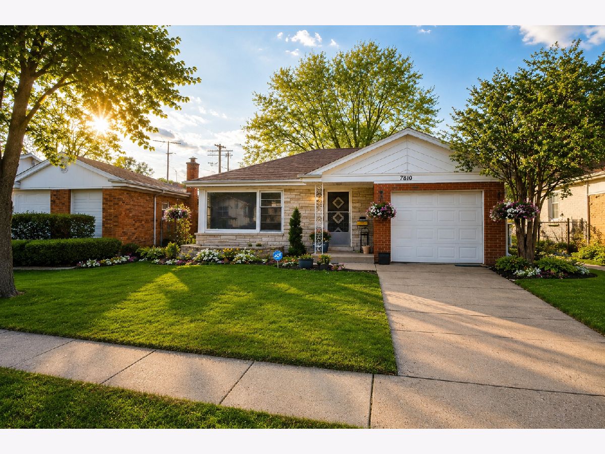  For Sale Skokie Illinois, 7810 Kilbourn Avenue