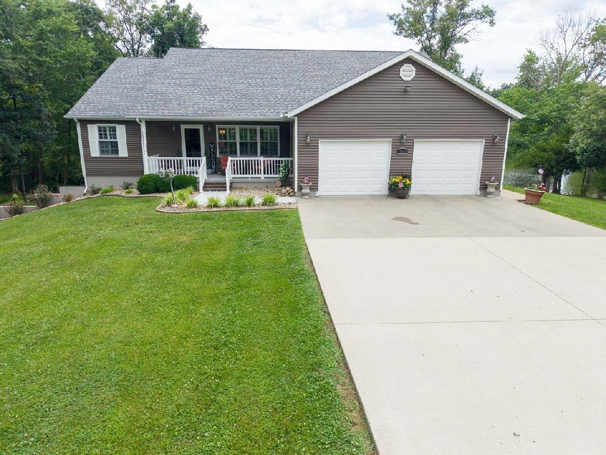  For Sale Benton Illinois, 10829 Clubview Court