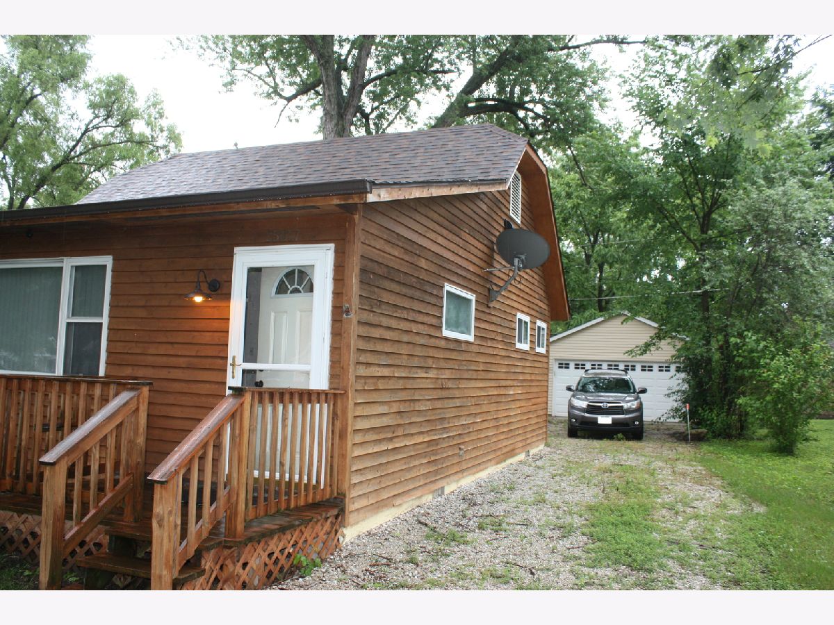  For Sale Antioch Illinois, 25057 Petite Avenue