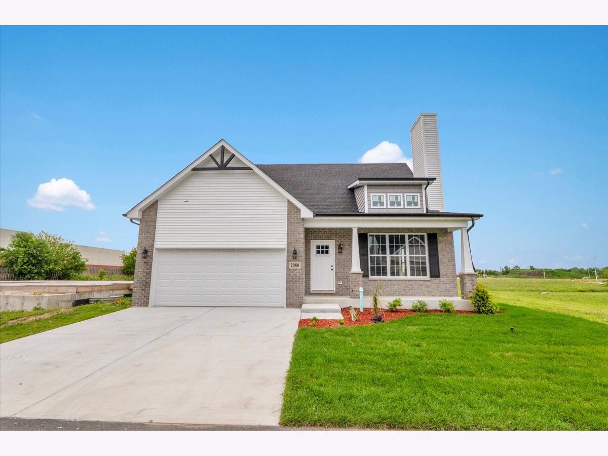  For Sale Minooka Illinois, 2080 Waters Edge Drive