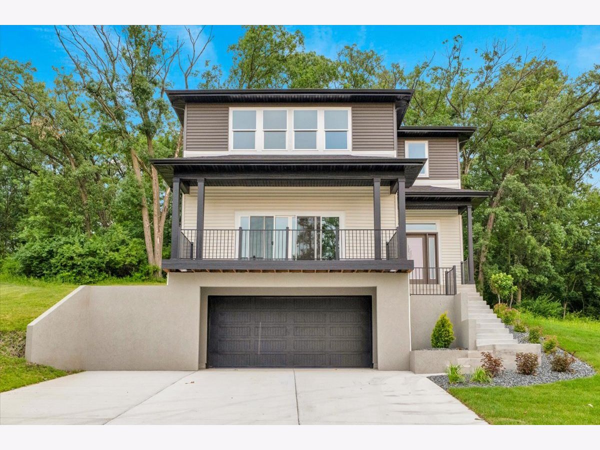  For Sale Minooka Illinois, 103 Northfield Drive