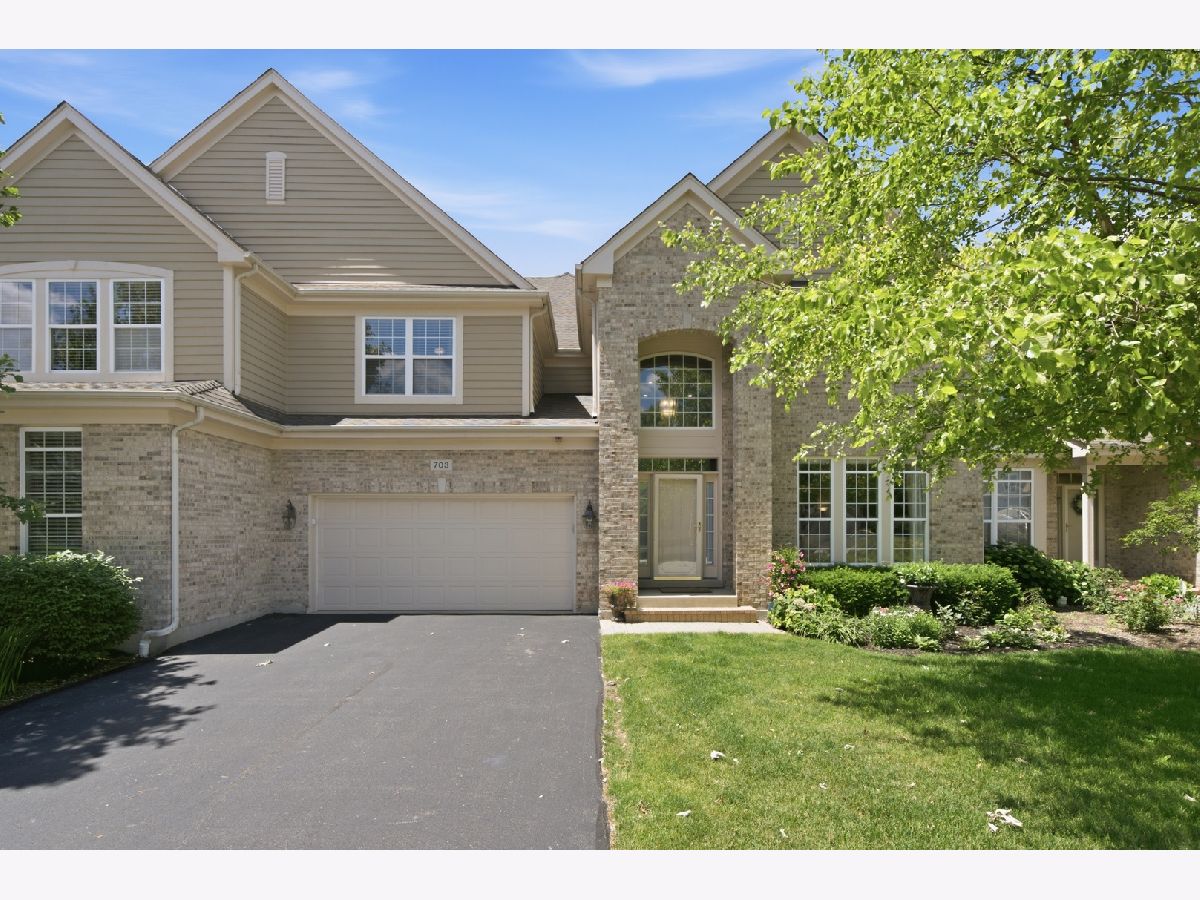 Townhomes For Sale Weatherstone Inverness Illinois, 703 Fieldstone Court