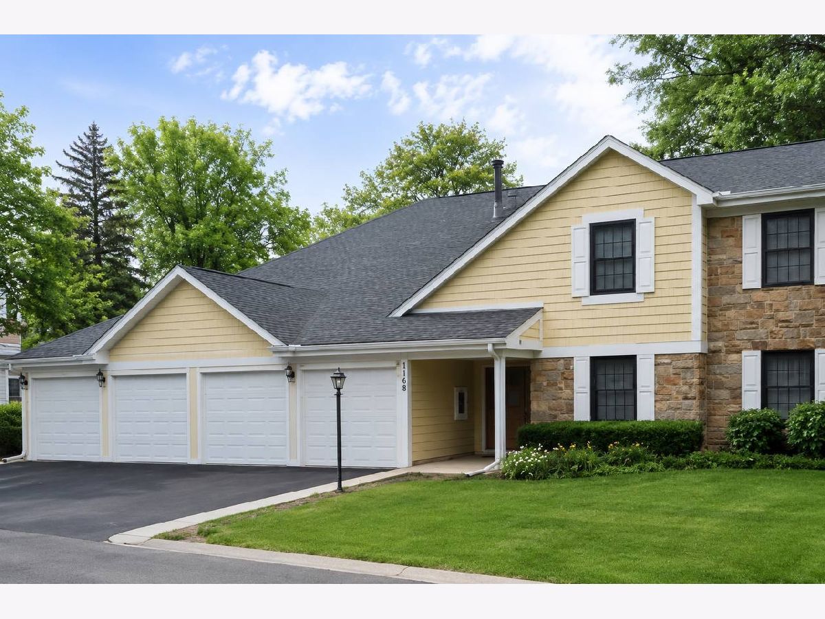 Condos & Townhomes For Rent Lexington Commons Wheeling Illinois, 1168 Middlebury