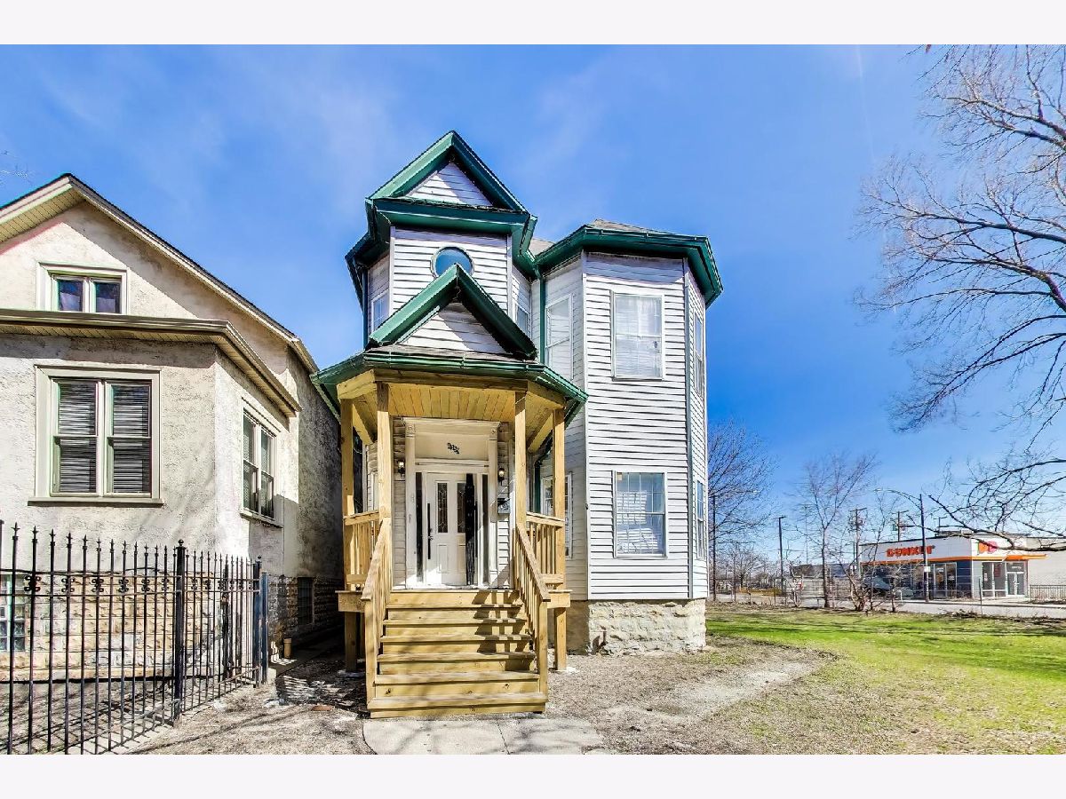  For Sale Chicago Illinois, 6853 Perry Avenue