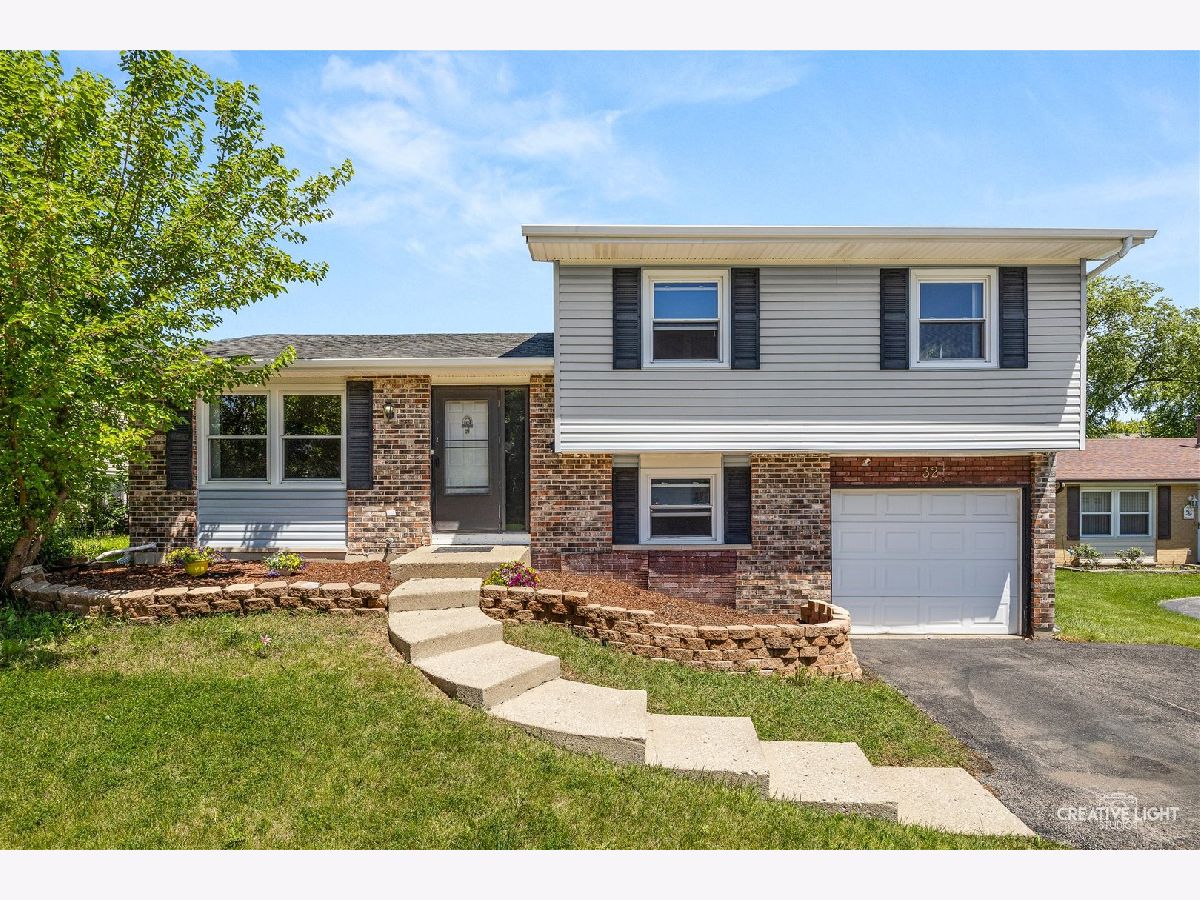  Sold Glendale Heights Illinois, 32 Schubert