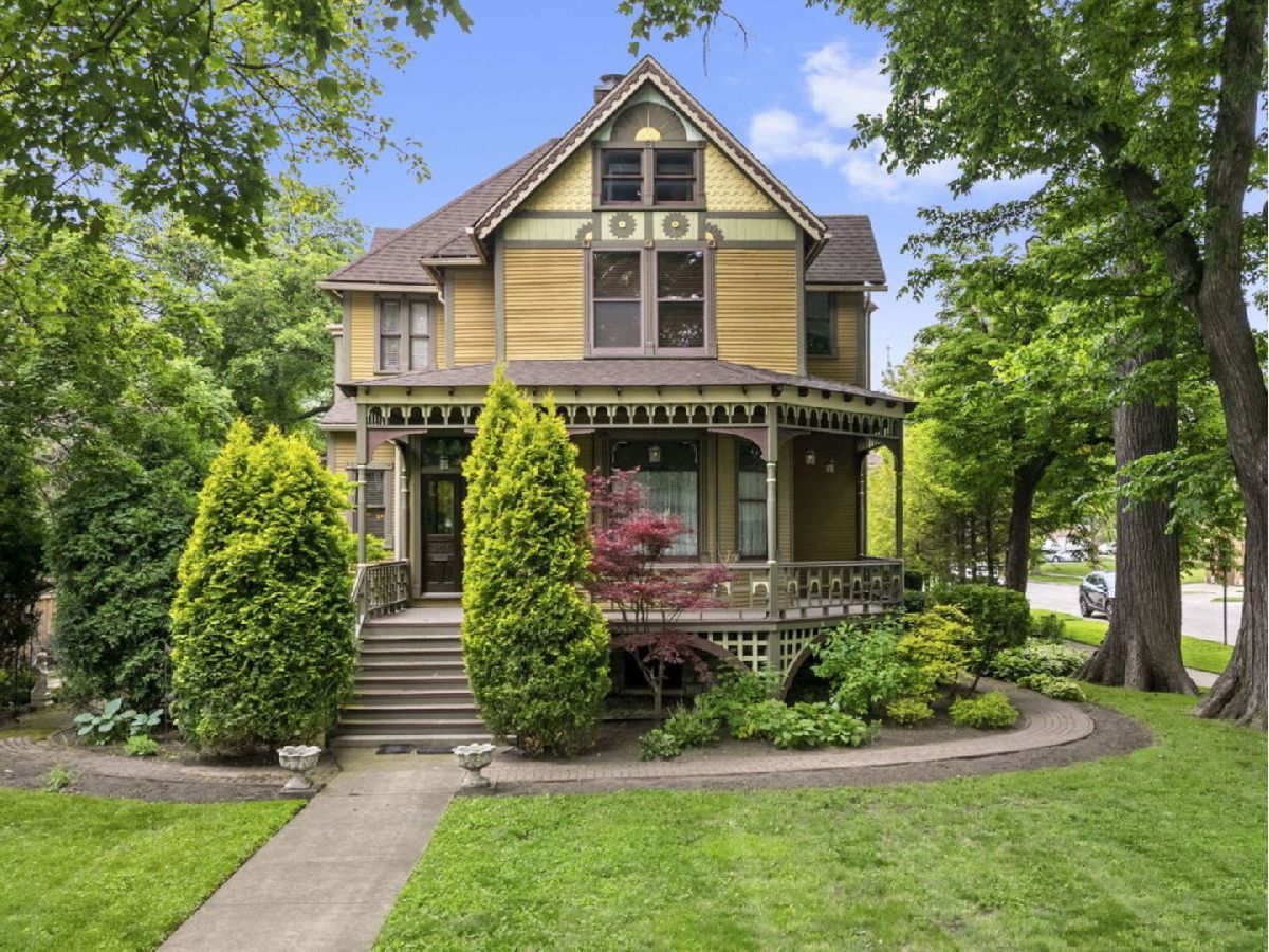  For Sale Oak Park Illinois, 201 Wesley Avenue