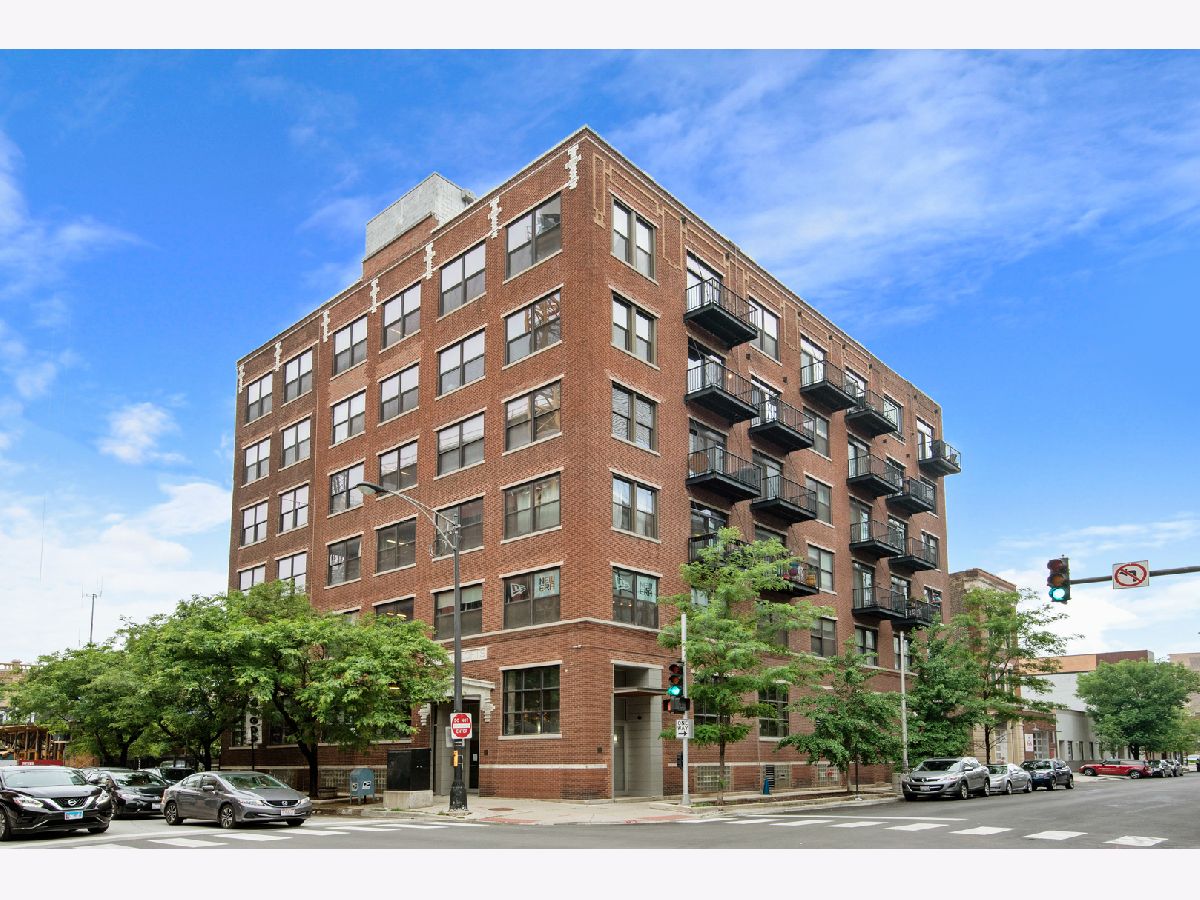  For Sale Chicago Illinois, 106 Aberdeen Street