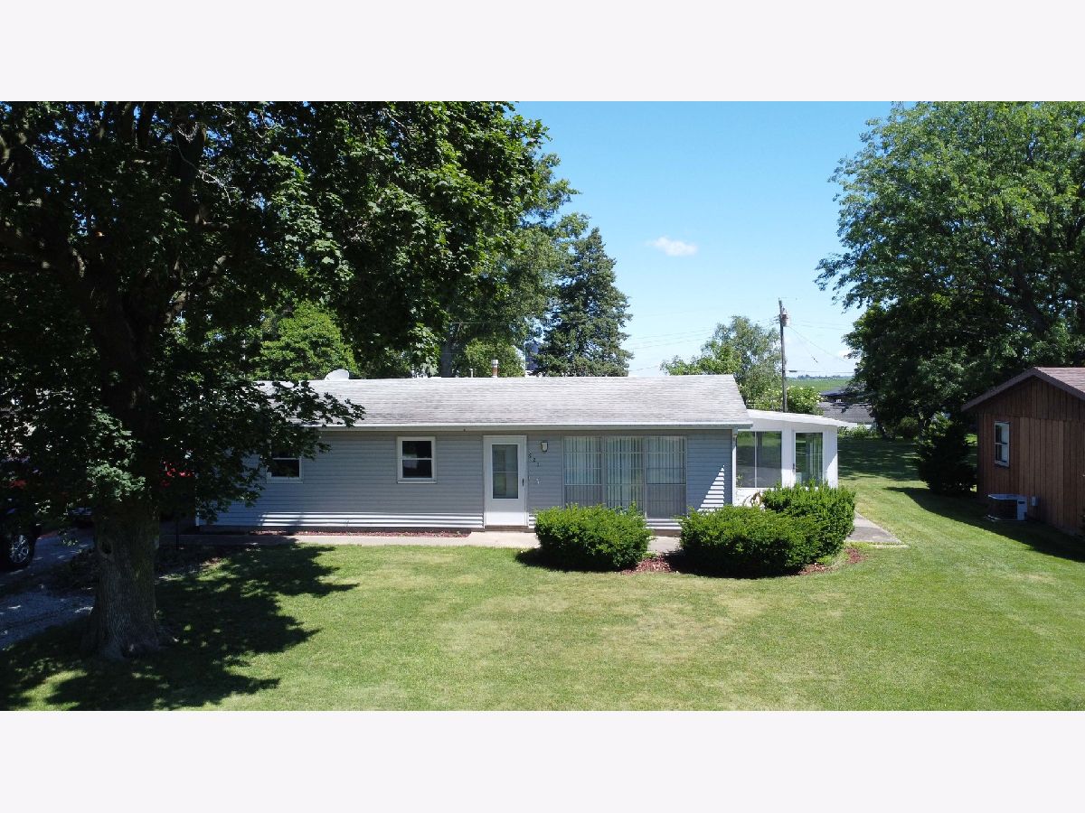 For Sale Sheldon Illinois, 625 Blue Street