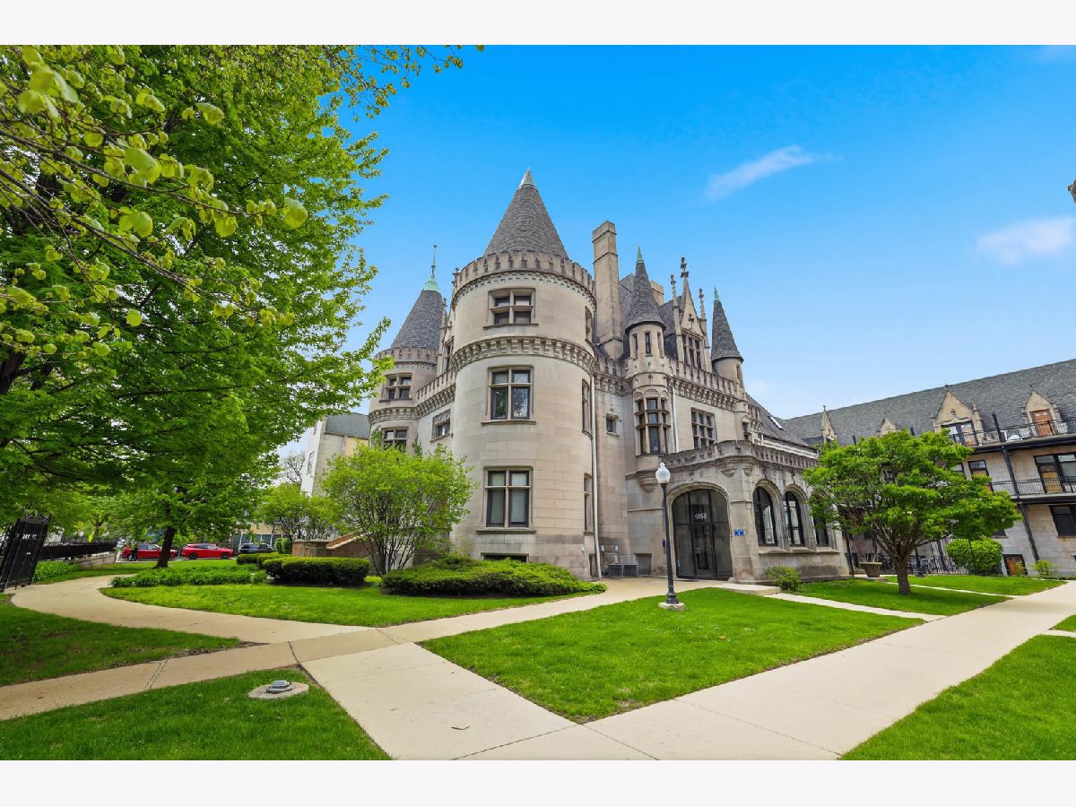  For Sale Chicago Illinois, 4938 Drexel Boulevard