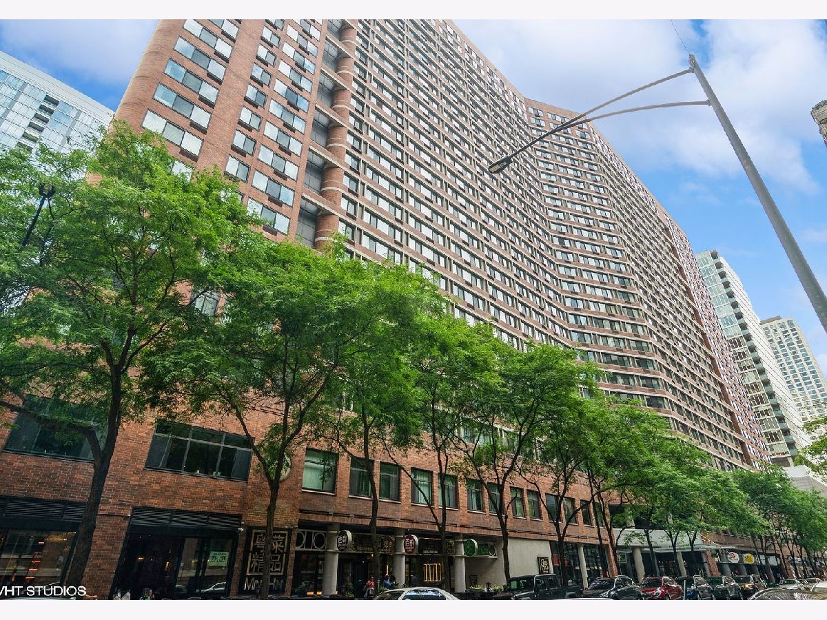 Condominiums Rented Grand Ohio Chicago Illinois, 211 Ohio