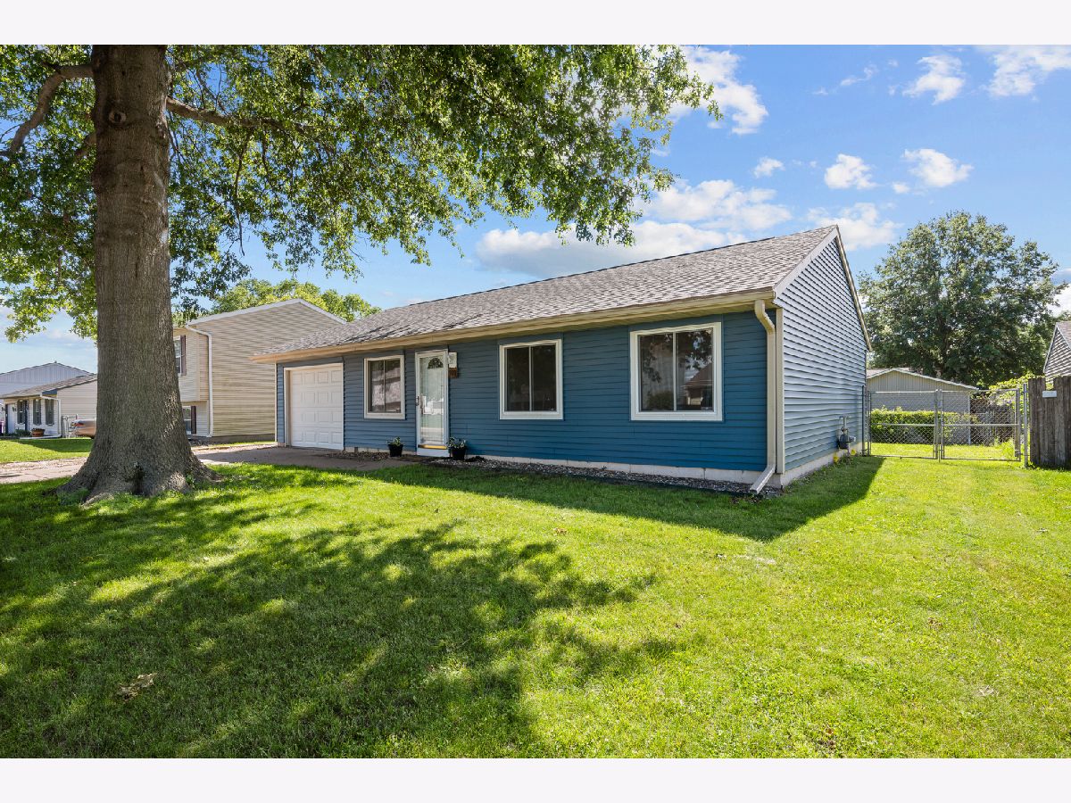  Sold Colona Illinois, 909 Ash
