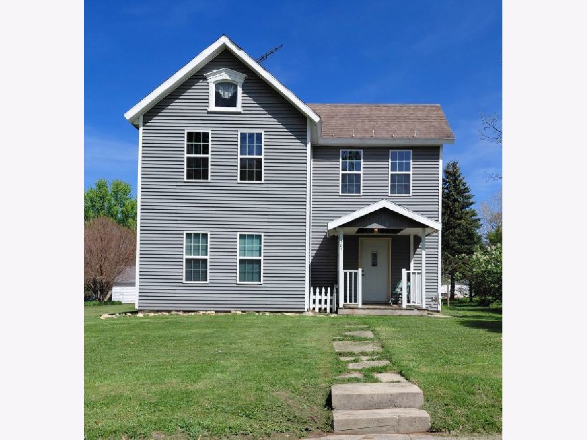  Sold Leaf River Illinois, 507 Main