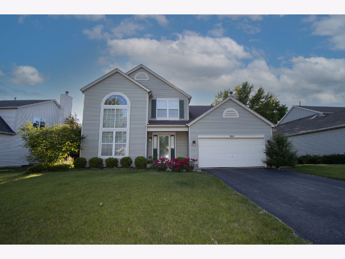 Homes Sold Orchard Estates North Aurora Illinois, 990 Wilkinson