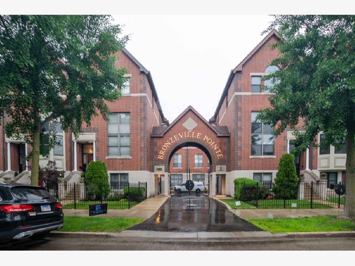 Condos & Townhomes & Homes For Sale Bronzeville Chicago Illinois, 4414 King Drive