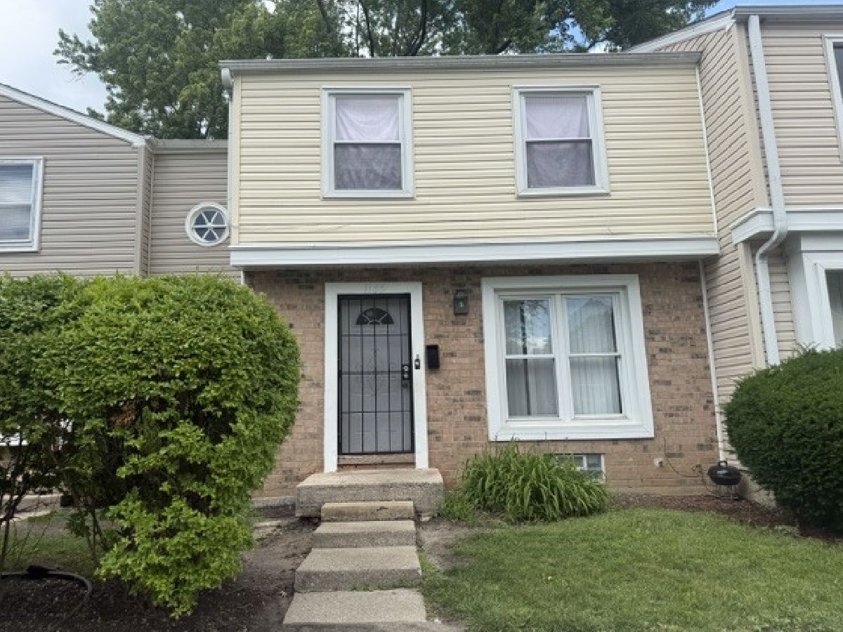  For Sale Country Club Hills Illinois, 1133 Williamsburg Road