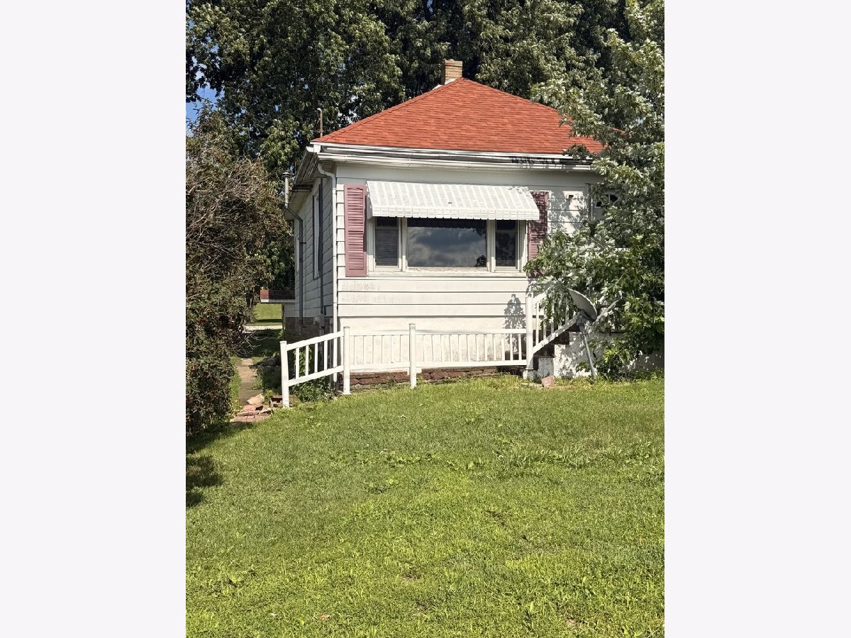  For Sale Mark Illinois, 307 Saint Paul Street