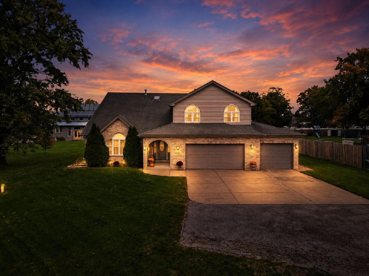 Homes & Condominiums For Sale Sunny Acres Mokena Illinois, 11254 192nd Street