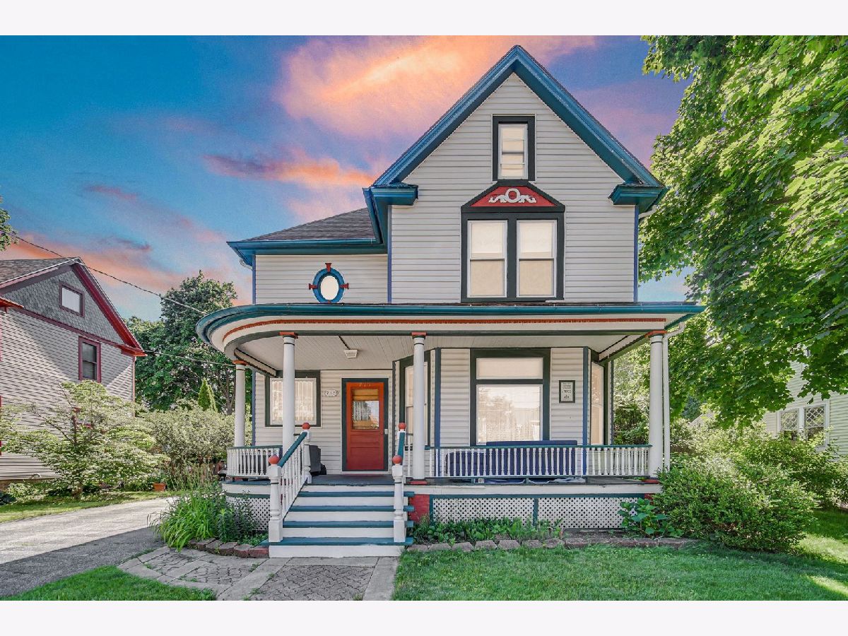  For Sale Waukegan Illinois, 715 County Street