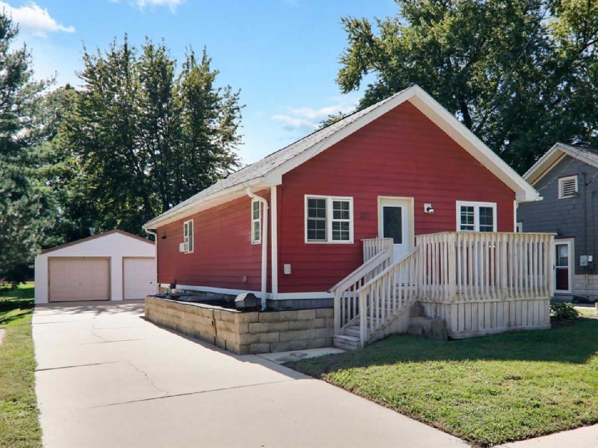  For Sale Normal Illinois, 107 Poplar Street